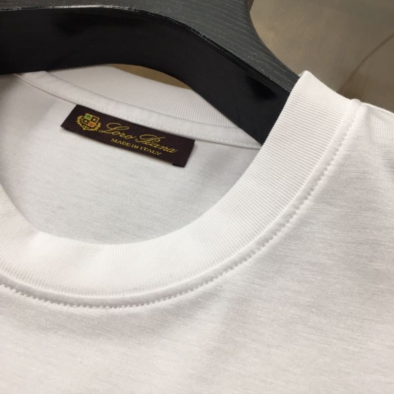 Unclassified Brand T-Shirts